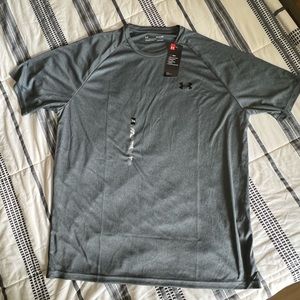 Loose heat gear shirt